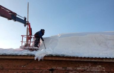 Кольцовчан предупреждают о возможном сходе снега