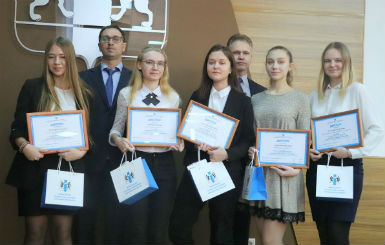 Школьницы из Кольцово в числе победителей и лауреатов регионального этапа конкурса школьных сочинений