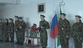 Мемориальные доски 21 и 5 школ